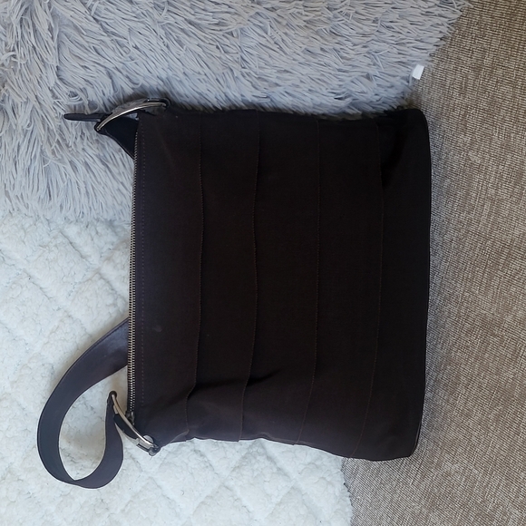 Salvatore Ferragamo Pleated Tote Bag - Picture 2 of 9